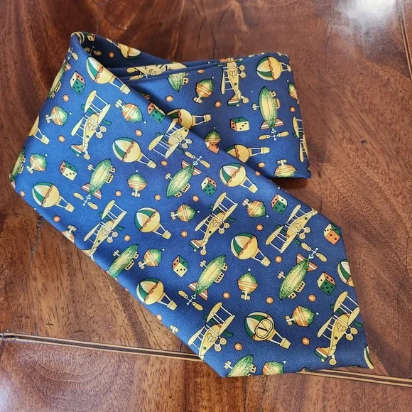 Valentino Tie - Picture 4 of 4